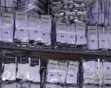 kaos kaki sekolah